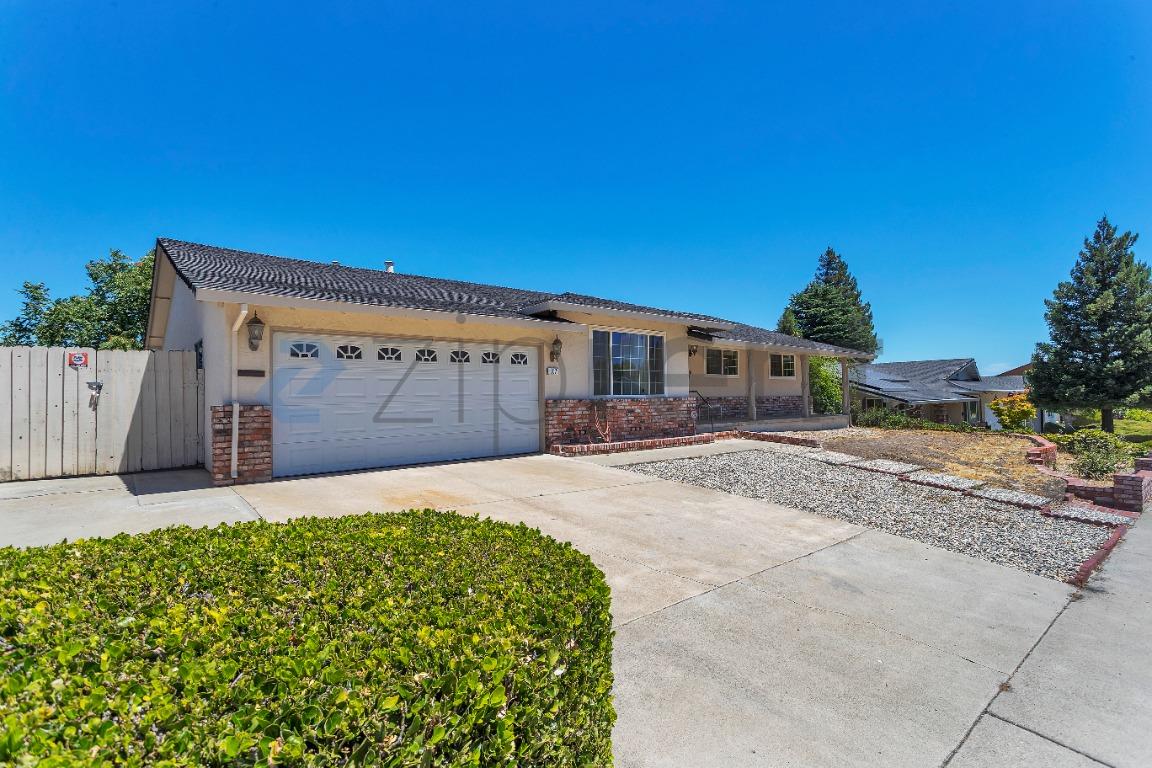 307 Boulder Drive photo 4