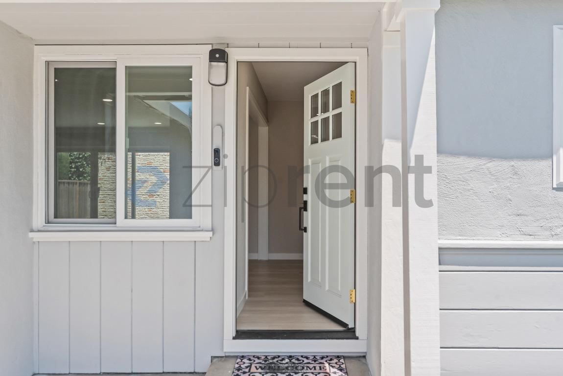 1723 Laine Avenue photo 5
