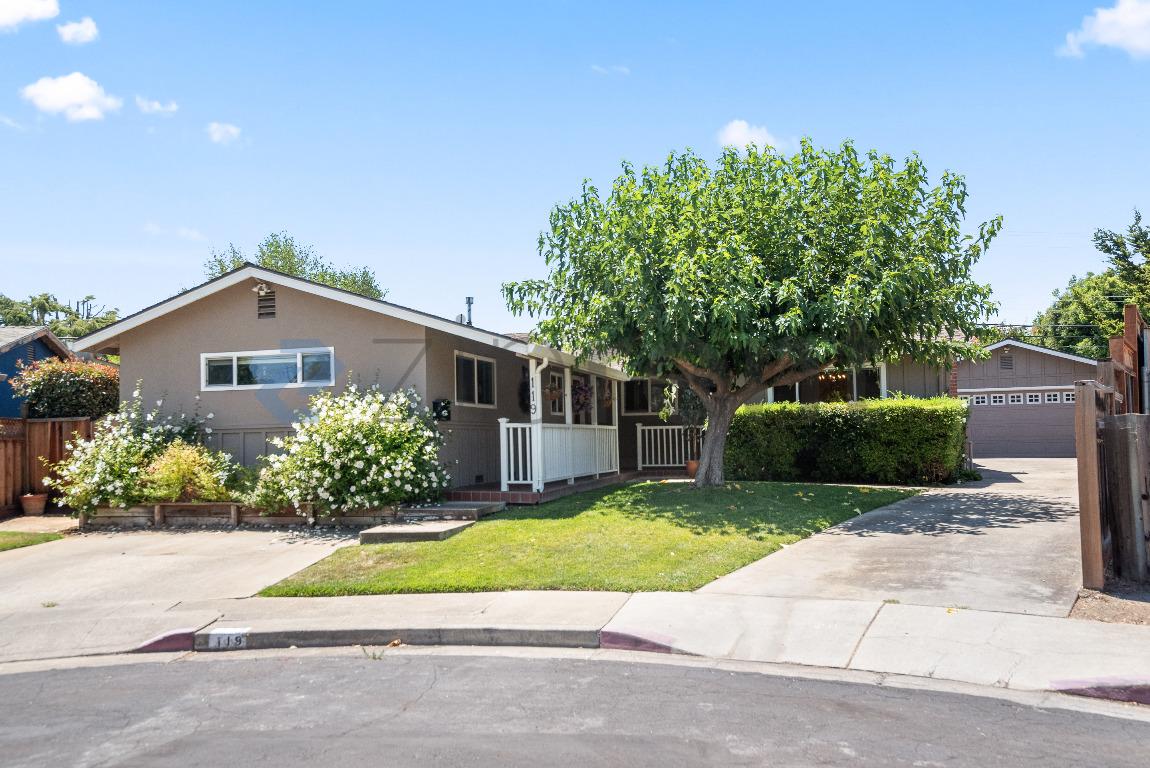 119 Calado Avenue photo 2