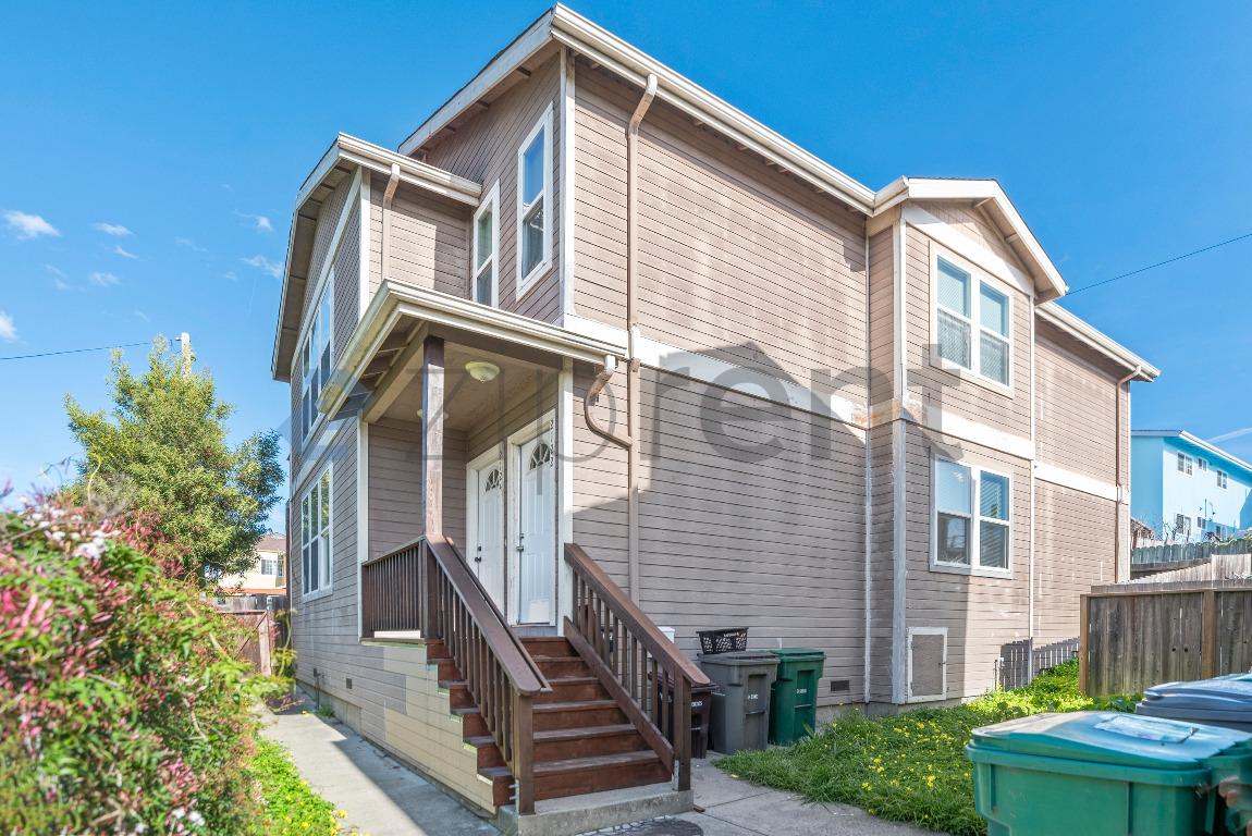 2124 E 20th St photo 2