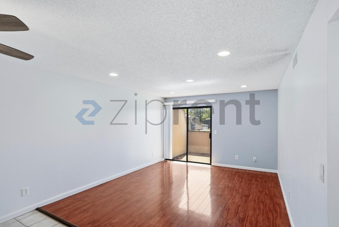 3272 Shadow Park Place photo 5