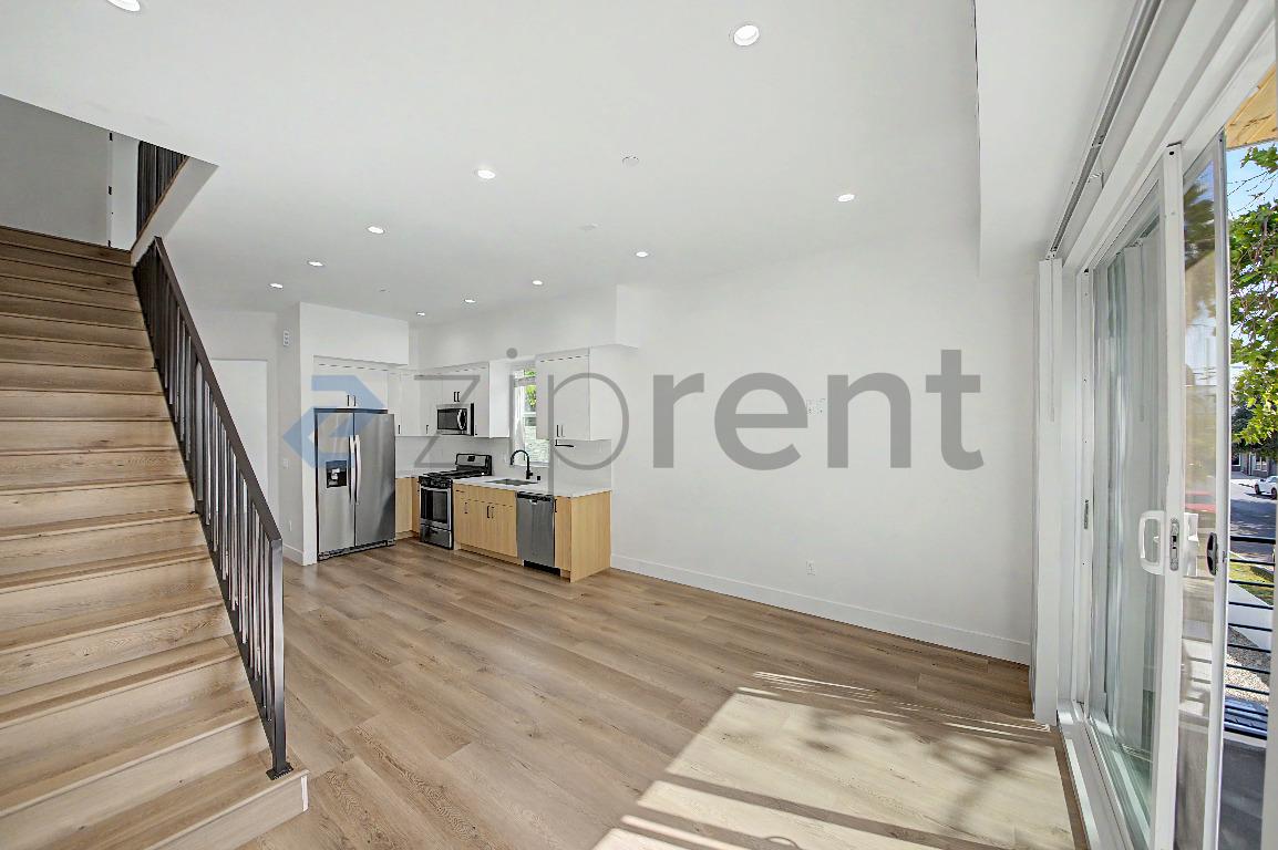 5230 1/2 Tilden Avenue photo 5