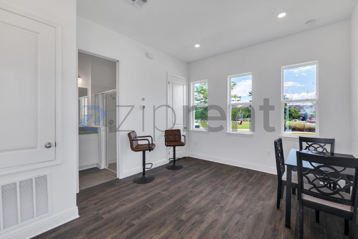 10382 marconi avenue photo 4