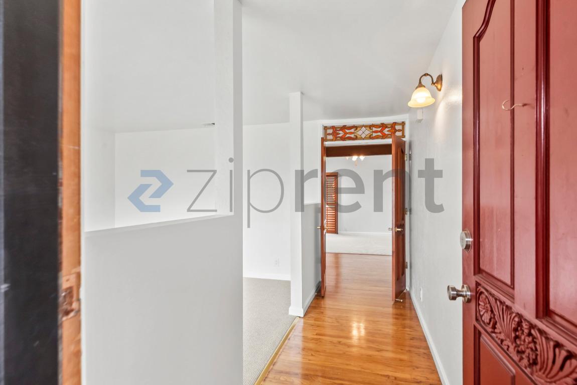 4997 Kenlar Dr photo 4