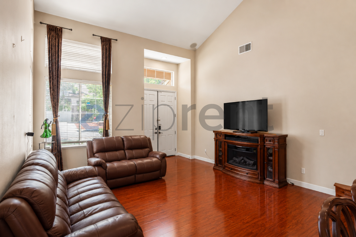 3879 Mars Ct photo 5