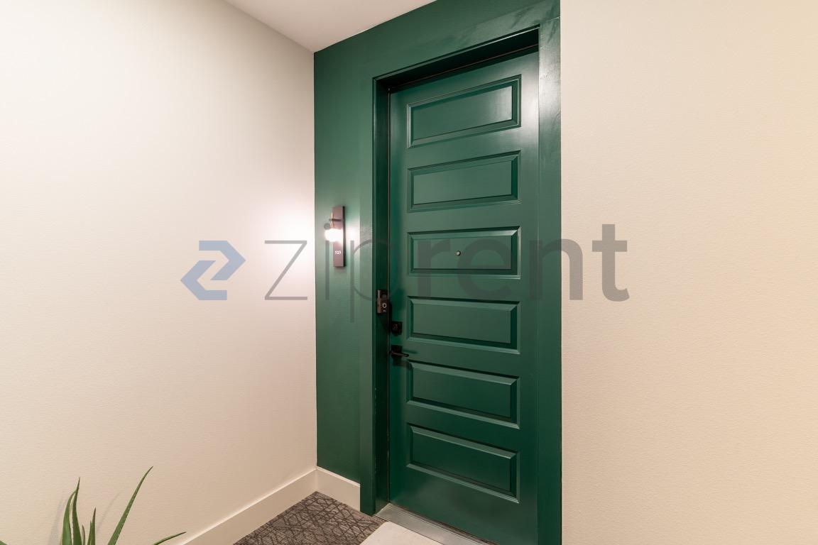 2500 Longview St Austin, TX 78705 photo 3