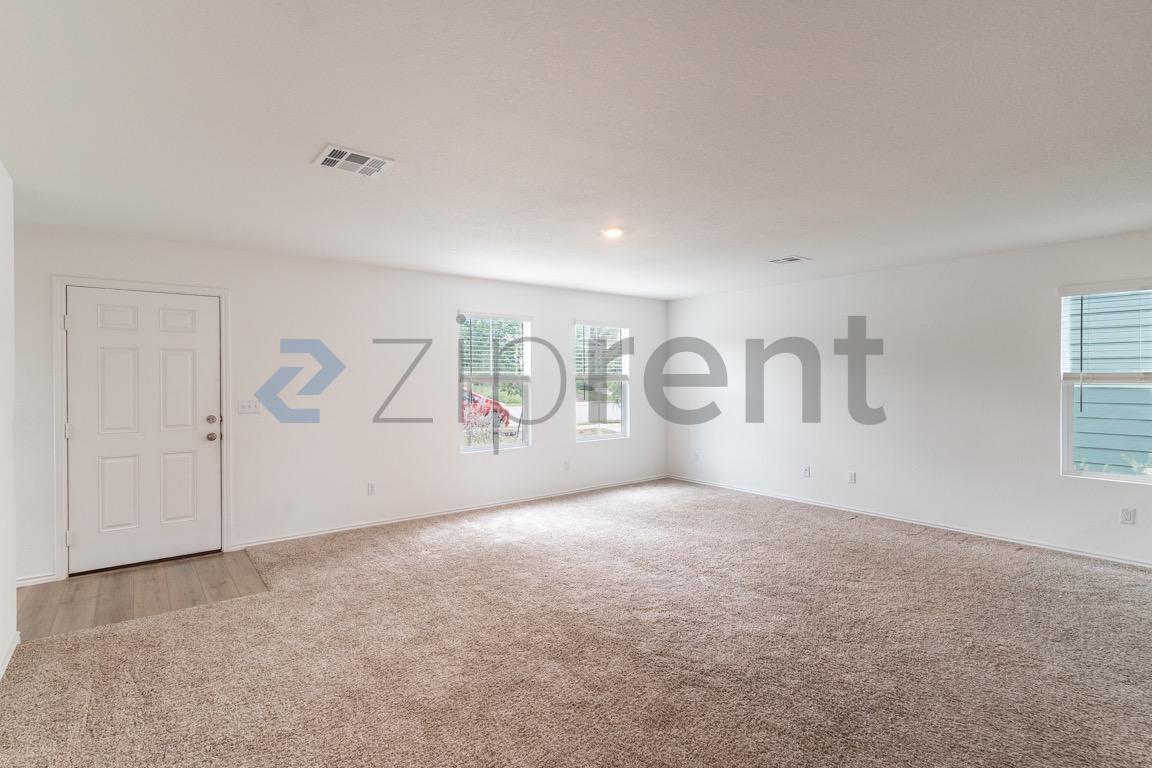 889 Powell photo 5