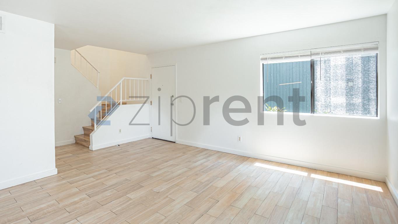 213 Apollo photo 5