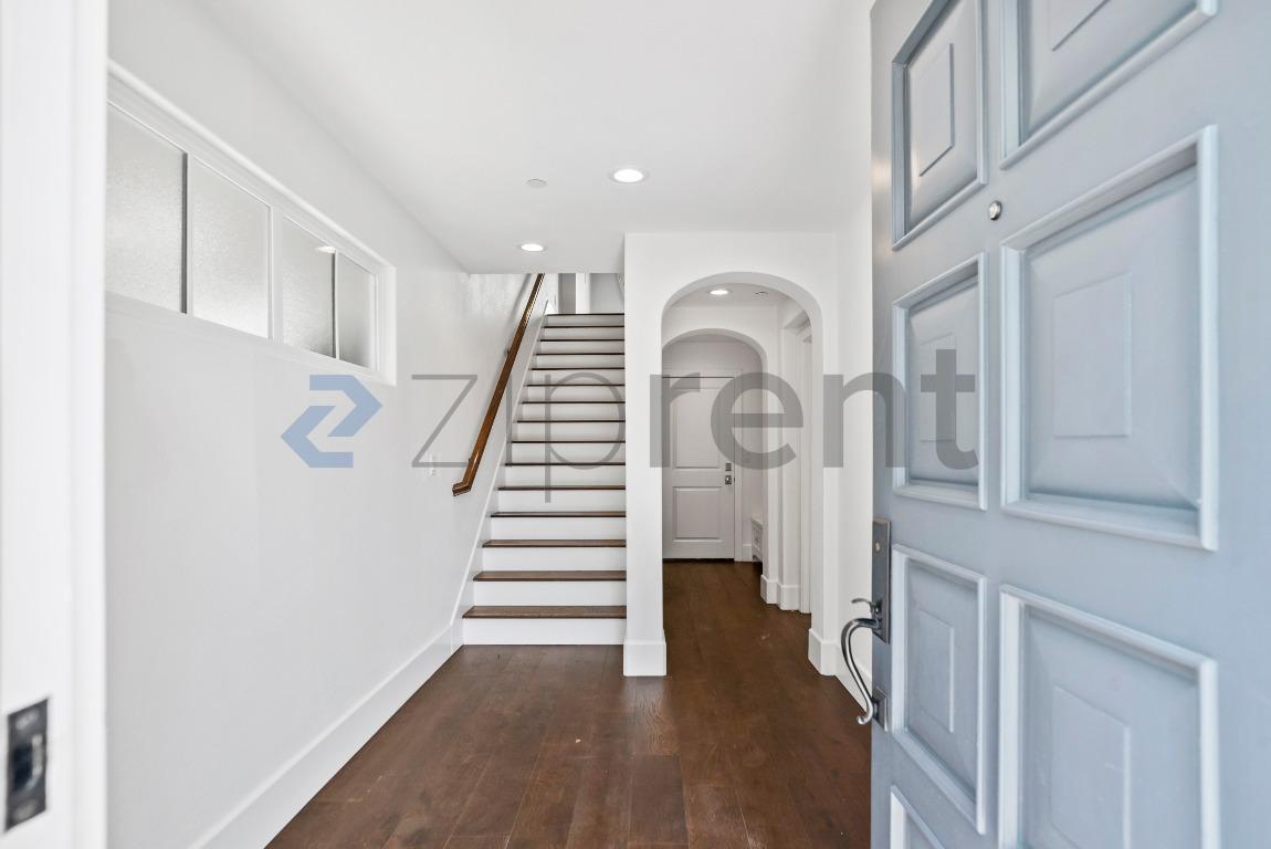 43144 Calle Sagrada photo 4
