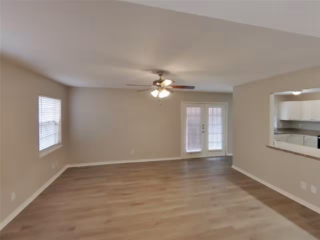 4114 Hartford Dr Garland, TX 75043 photo 3