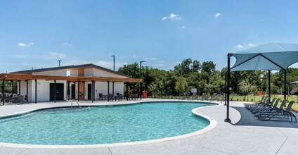 4721 Colmar Drive, Manor, TX 78653 photo 3