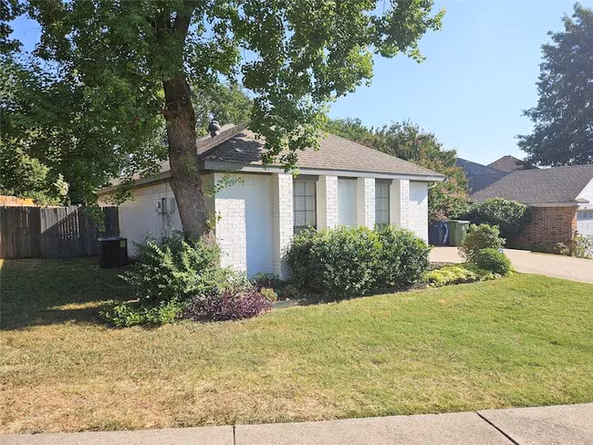 2705 Francisco Dr Garland, TX 75044 photo 4