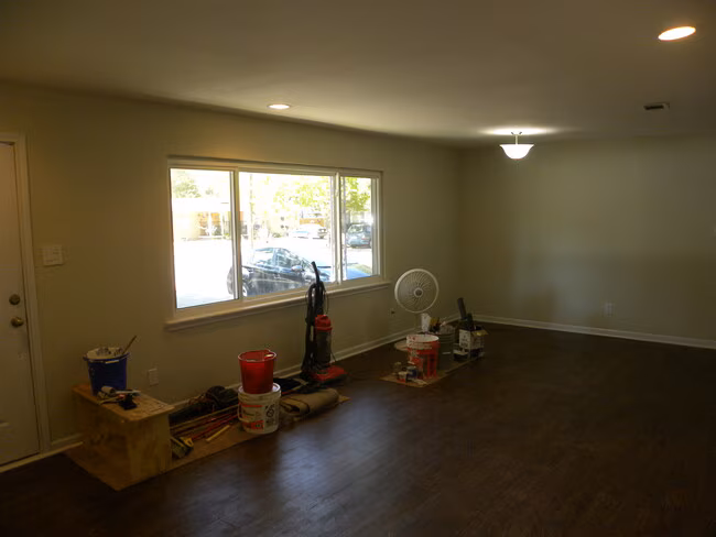 10308 Libby Ln Dallas, TX 75228 photo 3