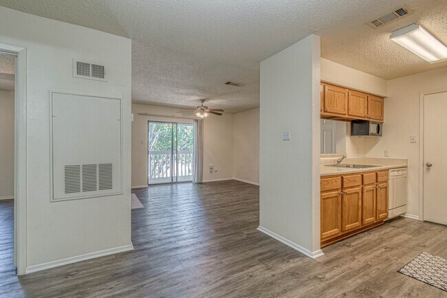 Keystone Apartments photo 4