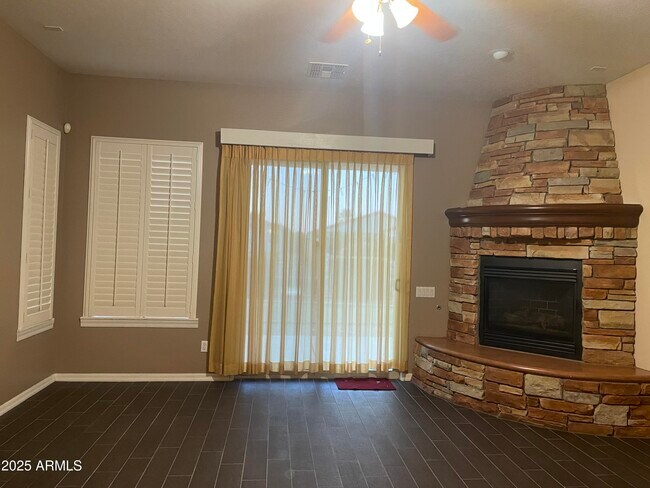642 E Torrey Pines Pl Chandler, AZ 85249 photo 5