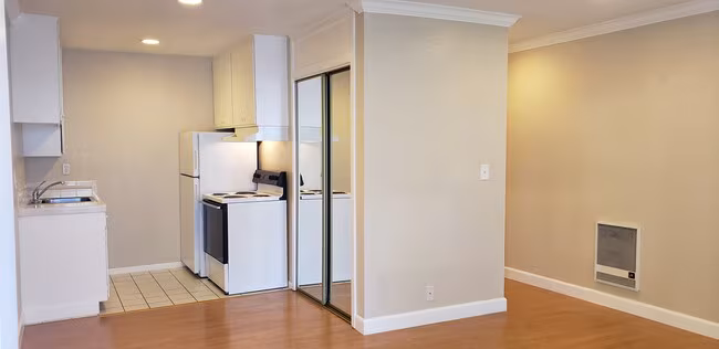 All Single Story Apartment Community photo 5