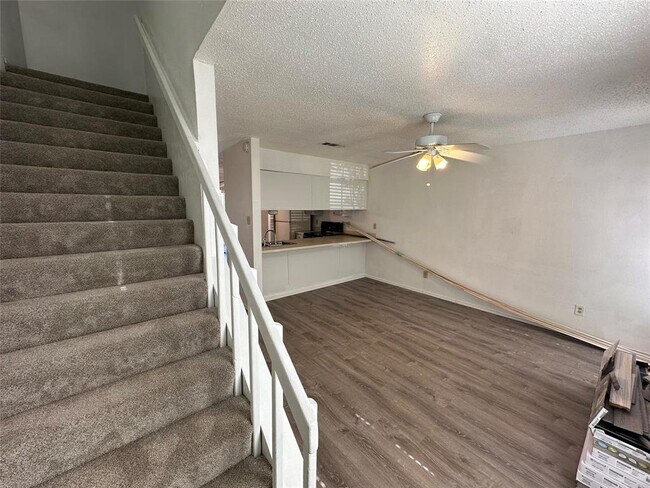 1030 Mckinley Street, Fort Worth, TX 76126 photo 4