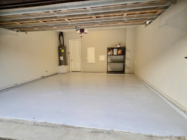 557 Reale Drive, Irving, TX 75039 photo 2
