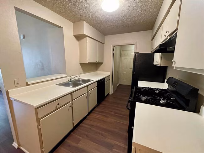 2044 Redwing Way Round Rock, TX 78664 photo 3