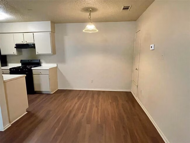 2044 Redwing Way Round Rock, TX 78664 photo 4