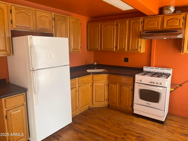 1214 W Roosevelt St Phoenix, AZ 85007 photo 2