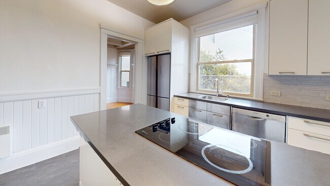 1030 Sacramento St San Francisco, CA 94108 photo 3