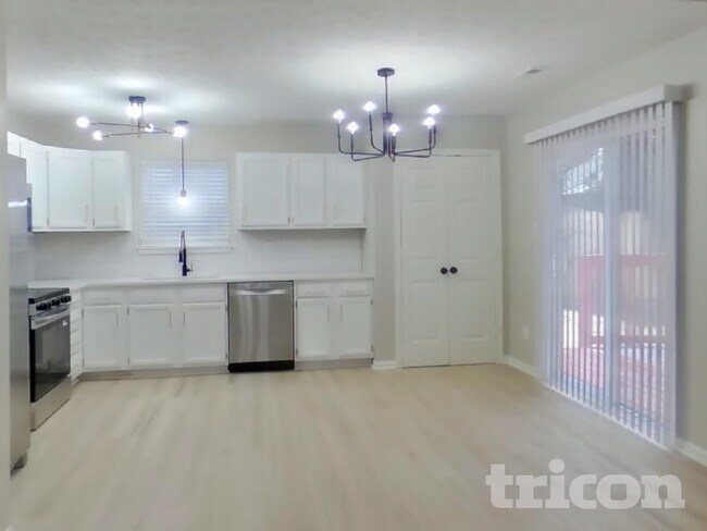111 Evening Star Cir Red Oak, TX 75154 photo 4