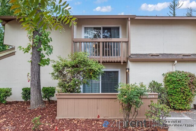 1924 Olmo Way, Walnut Creek, CA 94598 photo 2