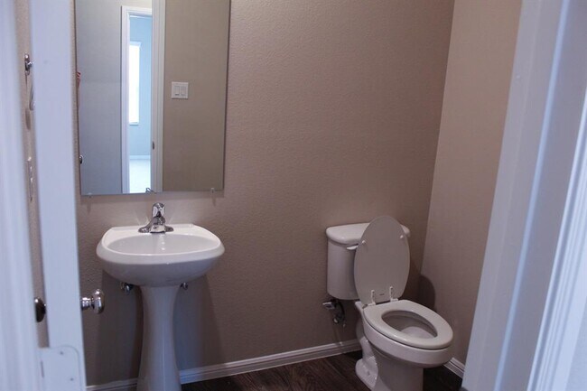 7105 Aster Drive, Venus, TX 76084 photo 3