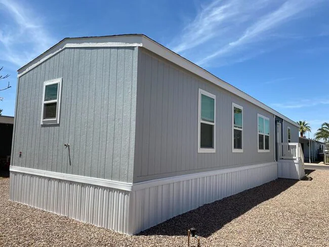 2060 N Center St Mesa, AZ 85201 photo 3