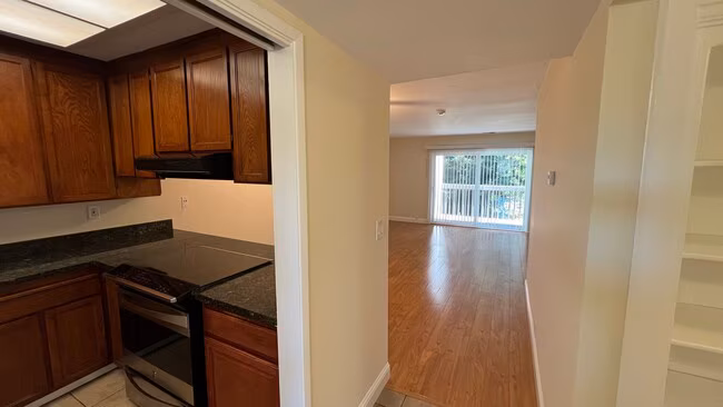 2 Bedroom 2 Bathroom Condo in Fremont photo 2