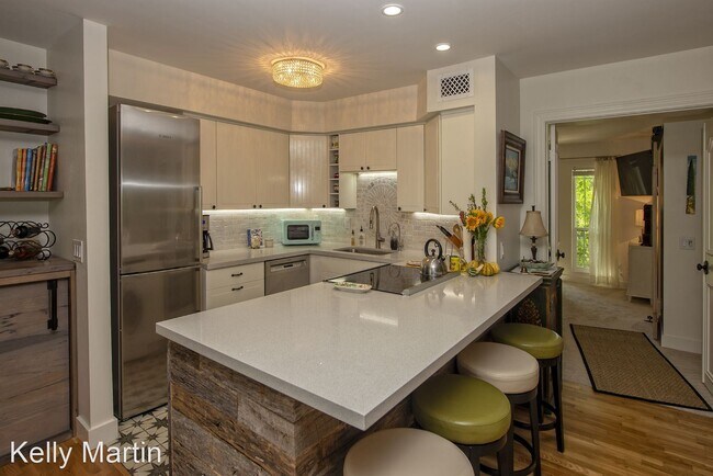 5225 N 24th St Phoenix, AZ 85016 photo 5