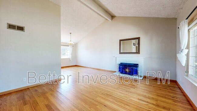 848 Sprucewood Ct Petaluma, CA 94954 photo 3