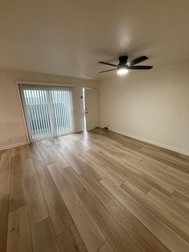 ALS-1150-GROVE AVENUE photo 3