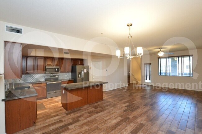 2402 E 5th St Tempe, AZ 85288 photo 4