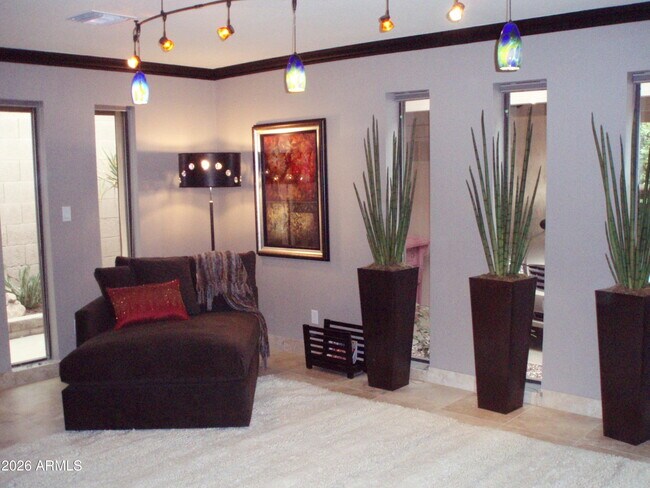8674 E Vía De Viva Scottsdale, AZ 85258 photo 5