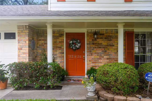 12826 Westmere Drive, Houston, TX 77077 photo 4