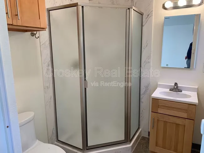 671 Central Ave Pittsburg, CA 94565 photo 2