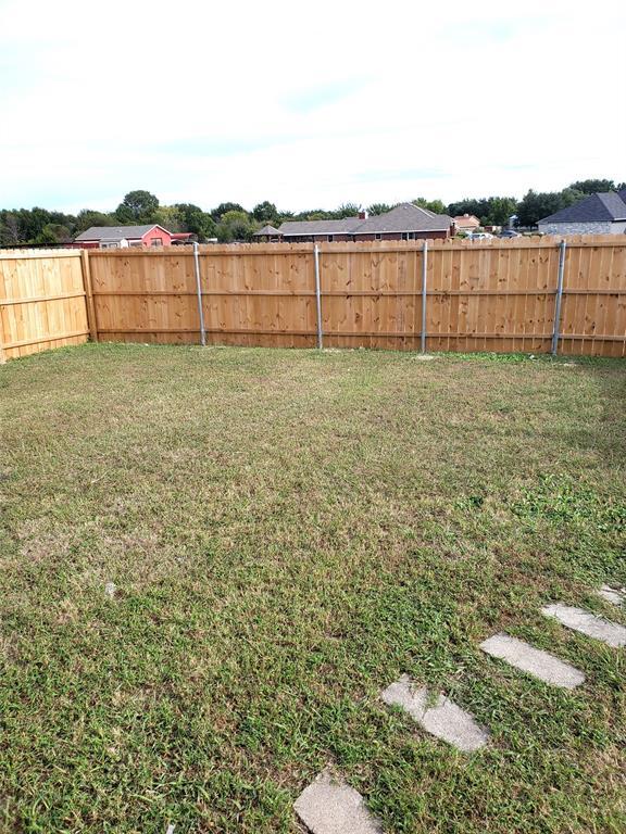 833 Weaver Street, Cedar Hill, TX 75104 photo 5