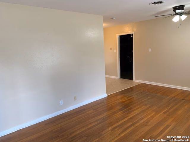 4718 Bernadine Dr San Antonio, TX 78220 photo 3