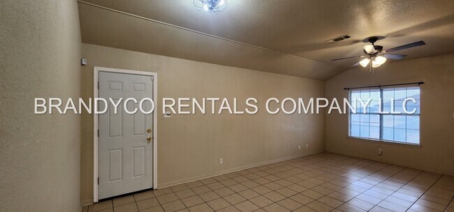 5301 Morning Glen Ln Killeen, TX 76542 photo 3