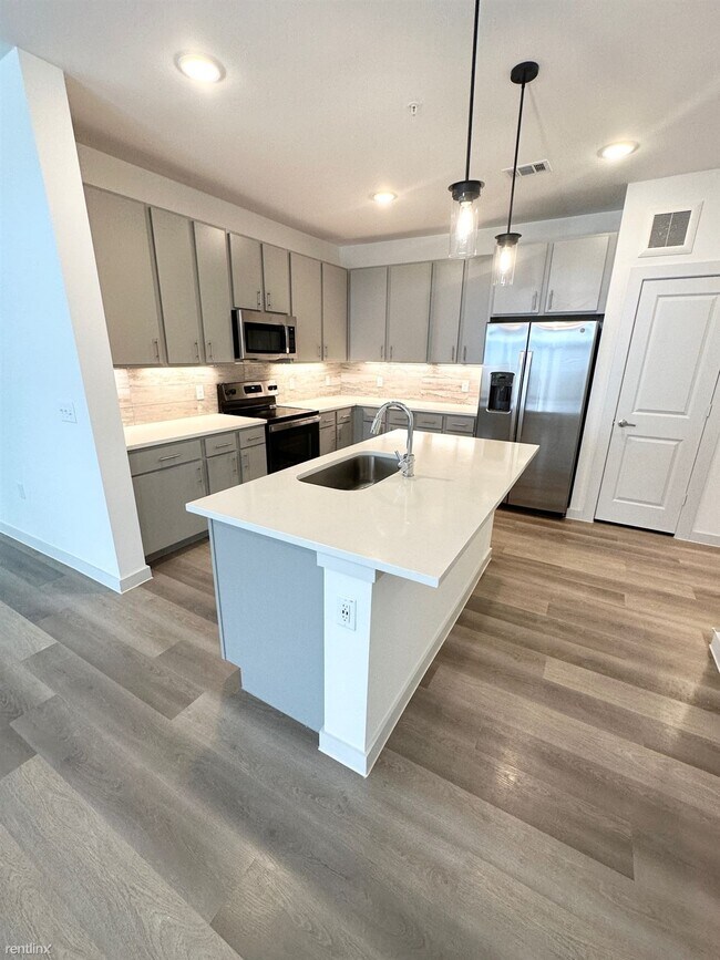 1027 N Saginaw Blvd Fort Worth, TX 76179 photo 2
