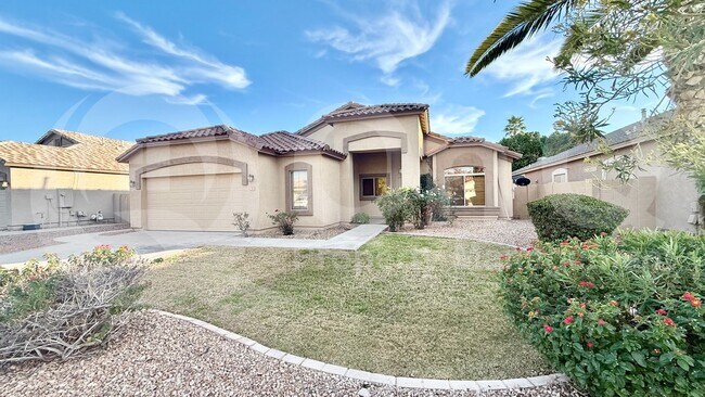 271 W Brooks St Gilbert, AZ 85233 photo 2