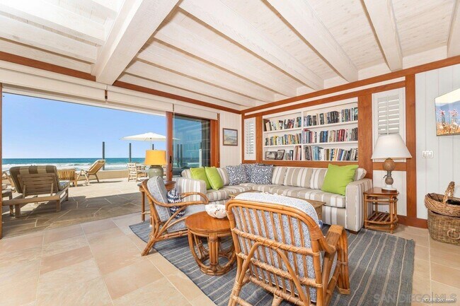 2008 Ocean Front Del Mar, CA 92014 photo 3