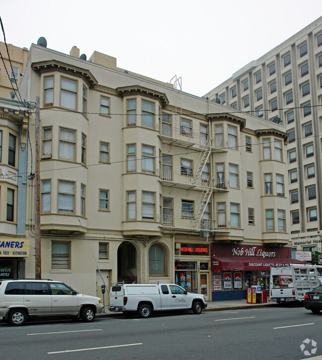 1010 Hyde St., photo 4