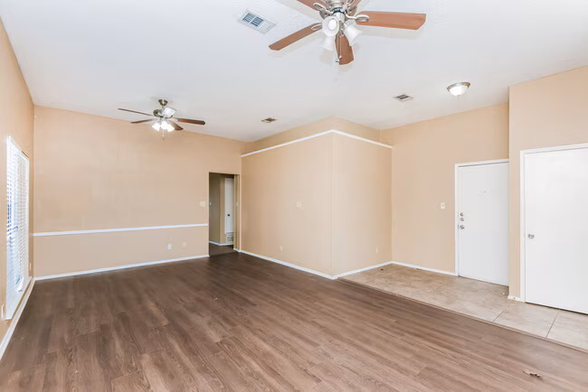 2521 Galemeadow Dr Fort Worth, TX 76123 photo 4