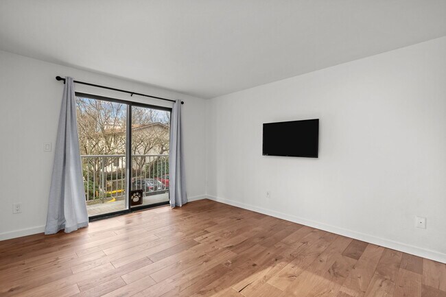 1231 SW 132nd Ln Burien, WA 98146 photo 4