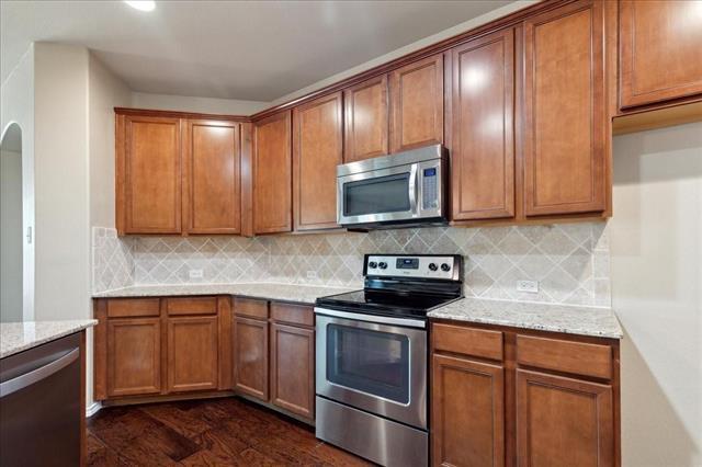 1306 Lasso Drive, Little Elm, TX 75068 photo 3