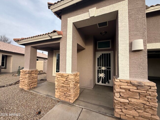 1567 N Tucana Ct Gilbert, AZ 85234 photo 3