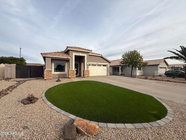 1567 N Tucana Ct Gilbert, AZ 85234 photo 2